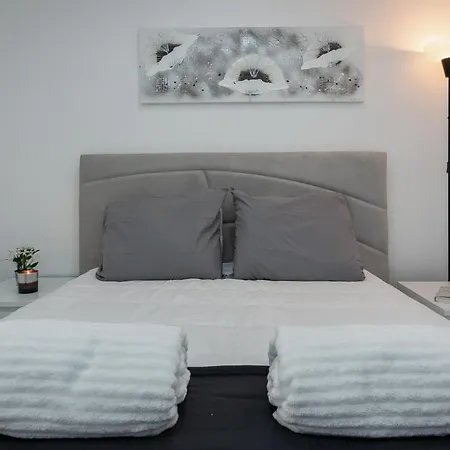 Pateo Loft شقة